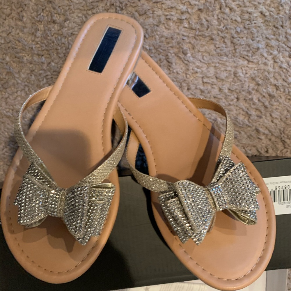 INC international concepts sandals